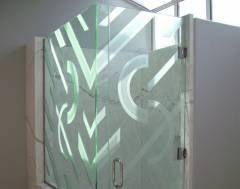 decorative-glass-shower-geometric